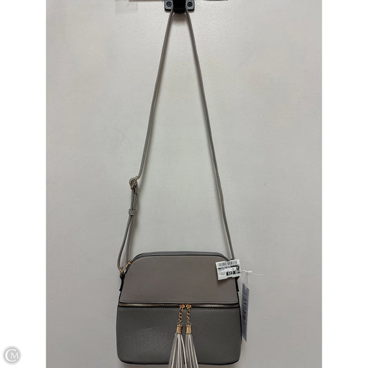 Crossbody By Clothes Mentor, Size: Medium