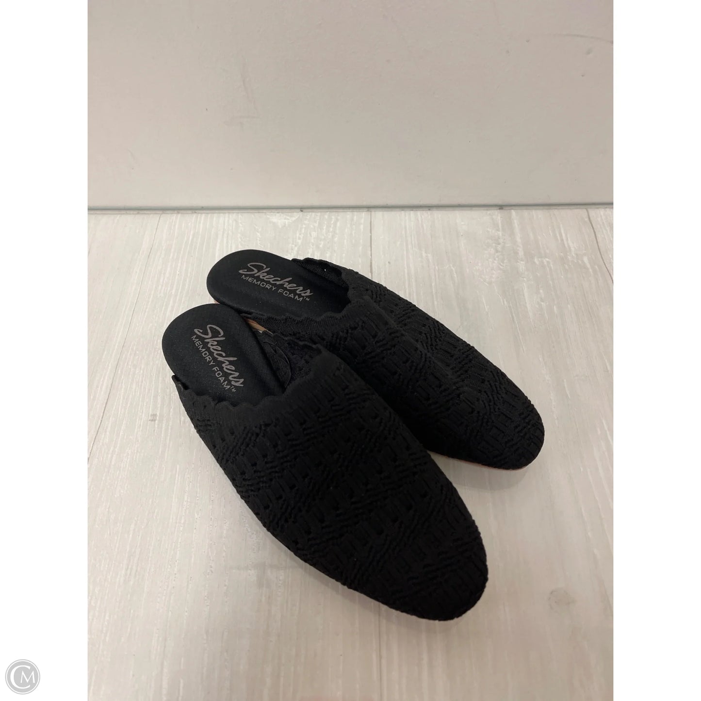 Shoes Flats By Skechers In Black, Size: 6