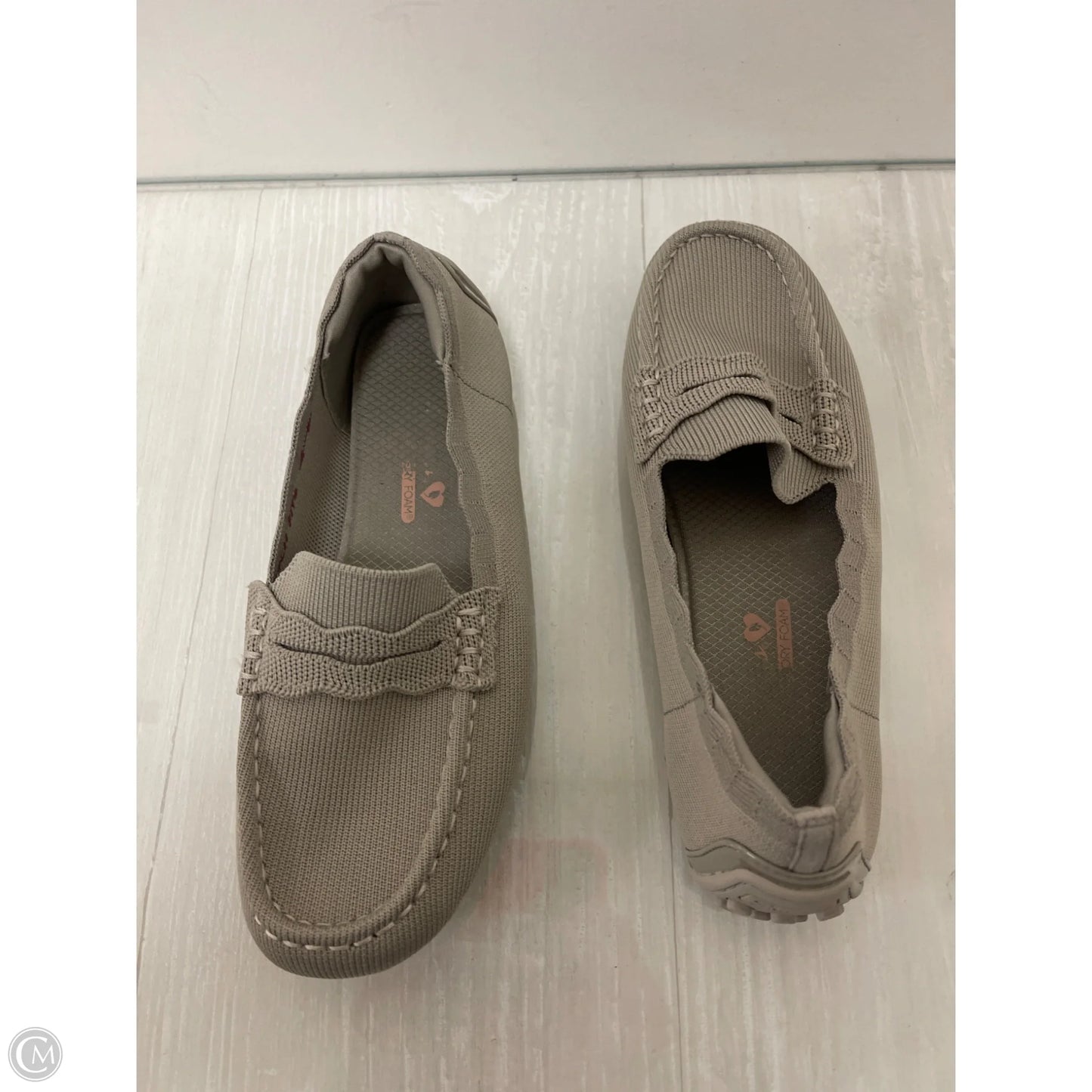Shoes Flats By Skechers In Taupe, Size: 6