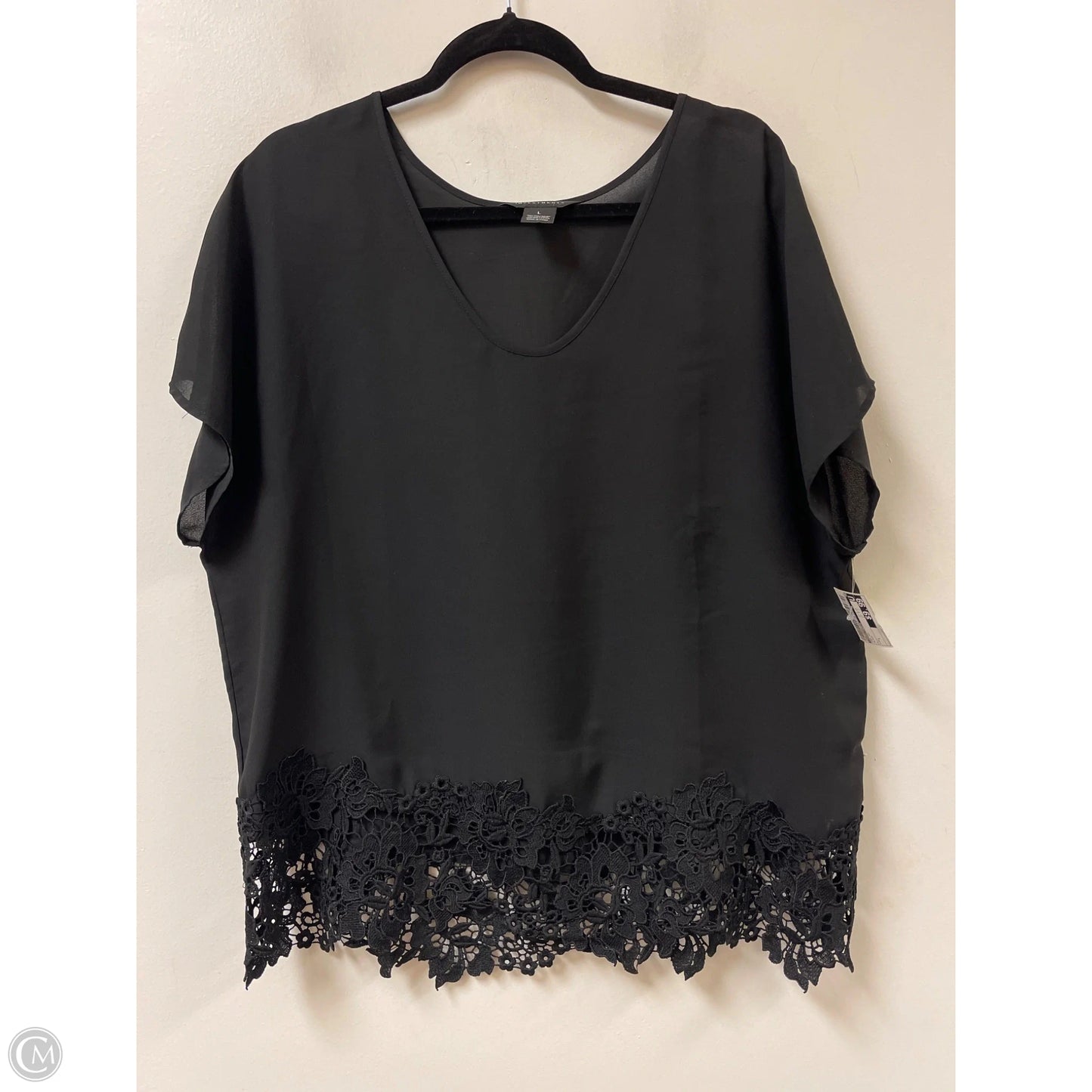 Top Short Sleeve By Investments In Black, Size: L