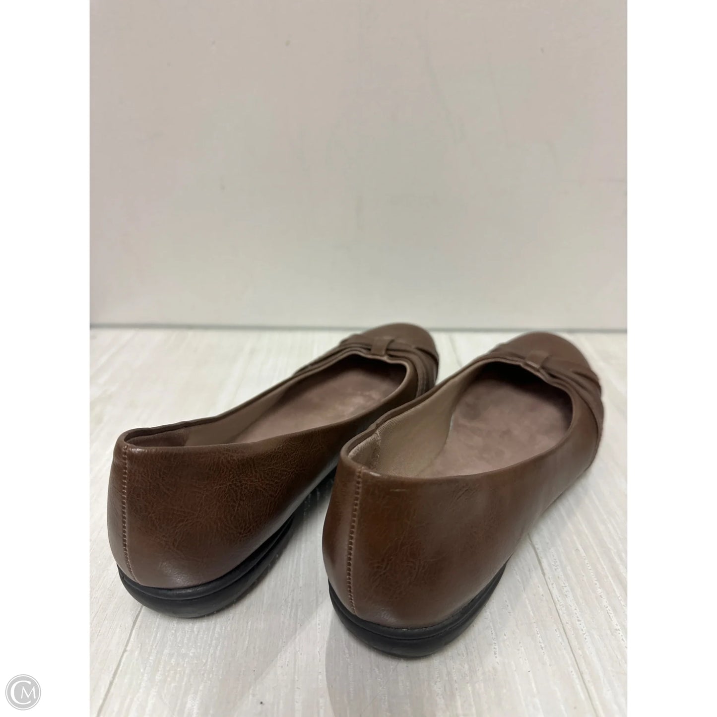 Shoes Flats By Life Stride In Brown, Size: 9