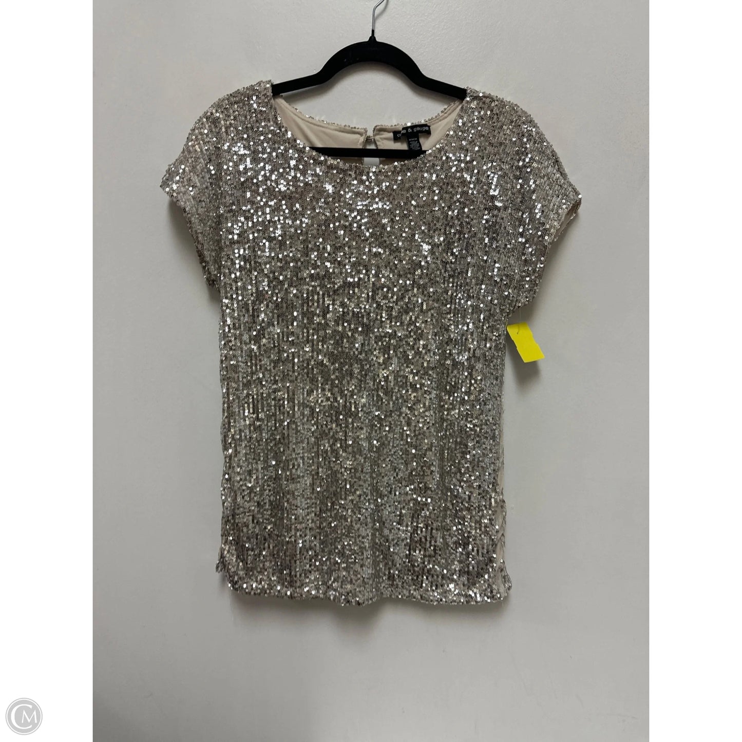 Top Short Sleeve By Cable And Gauge In Silver, Size: M