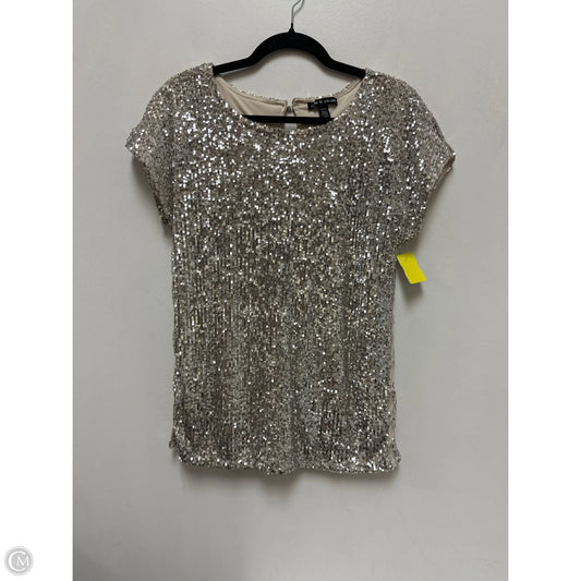 Top Short Sleeve By Cable And Gauge In Silver, Size: M