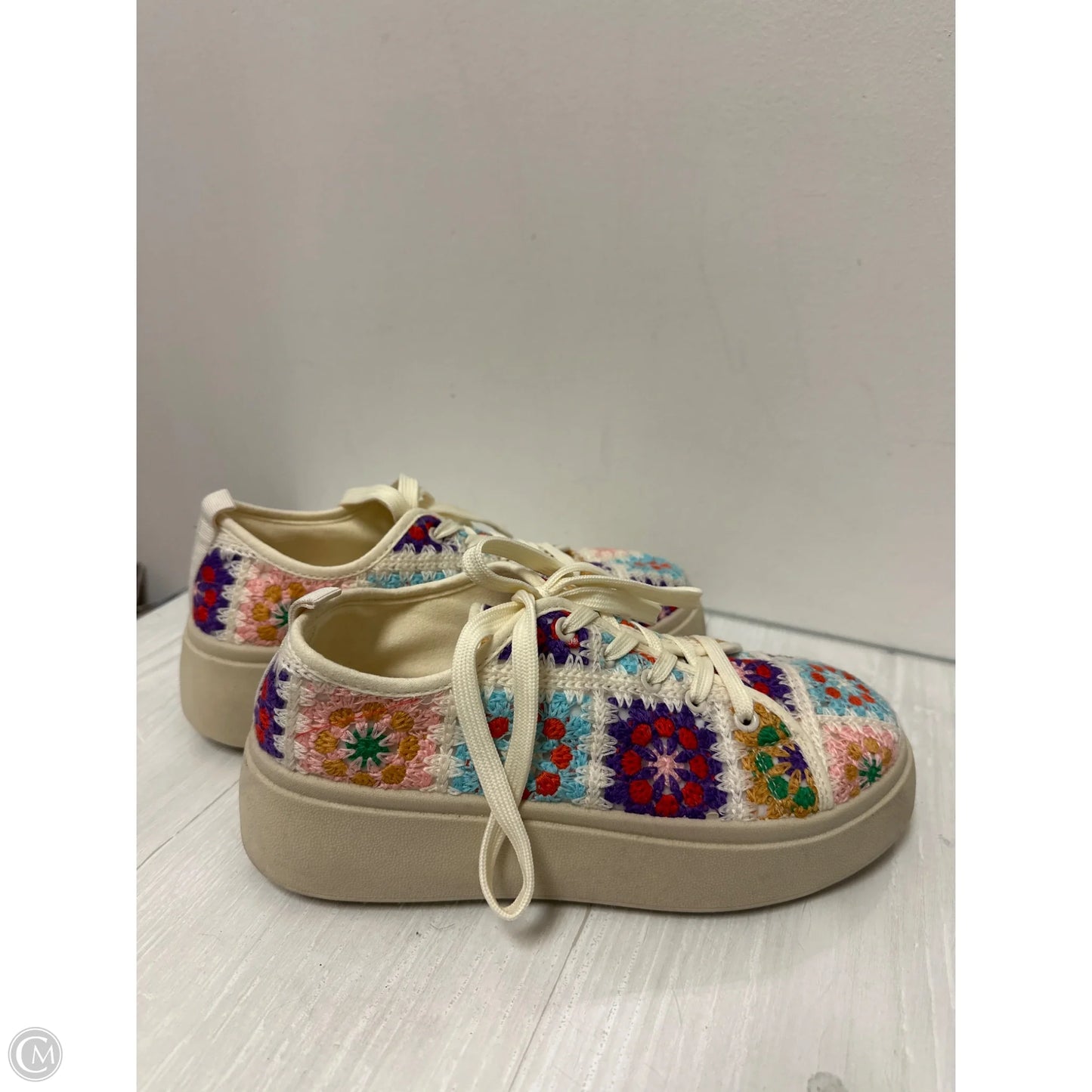 Shoes Sneakers By Dirty Laundry In Multi-colored, Size: 8.5