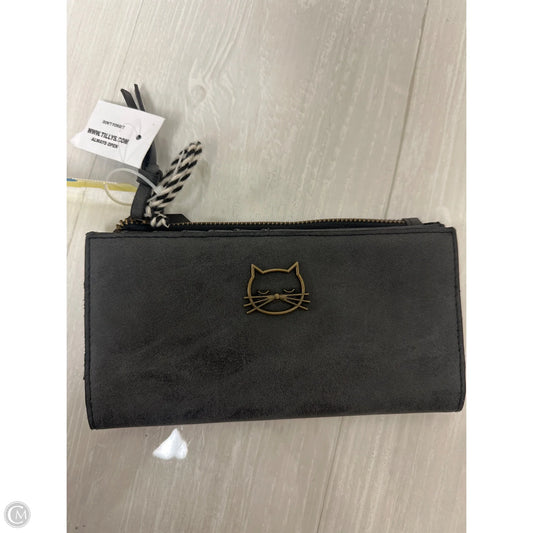 Wallet By Clothes Mentor, Size: Medium