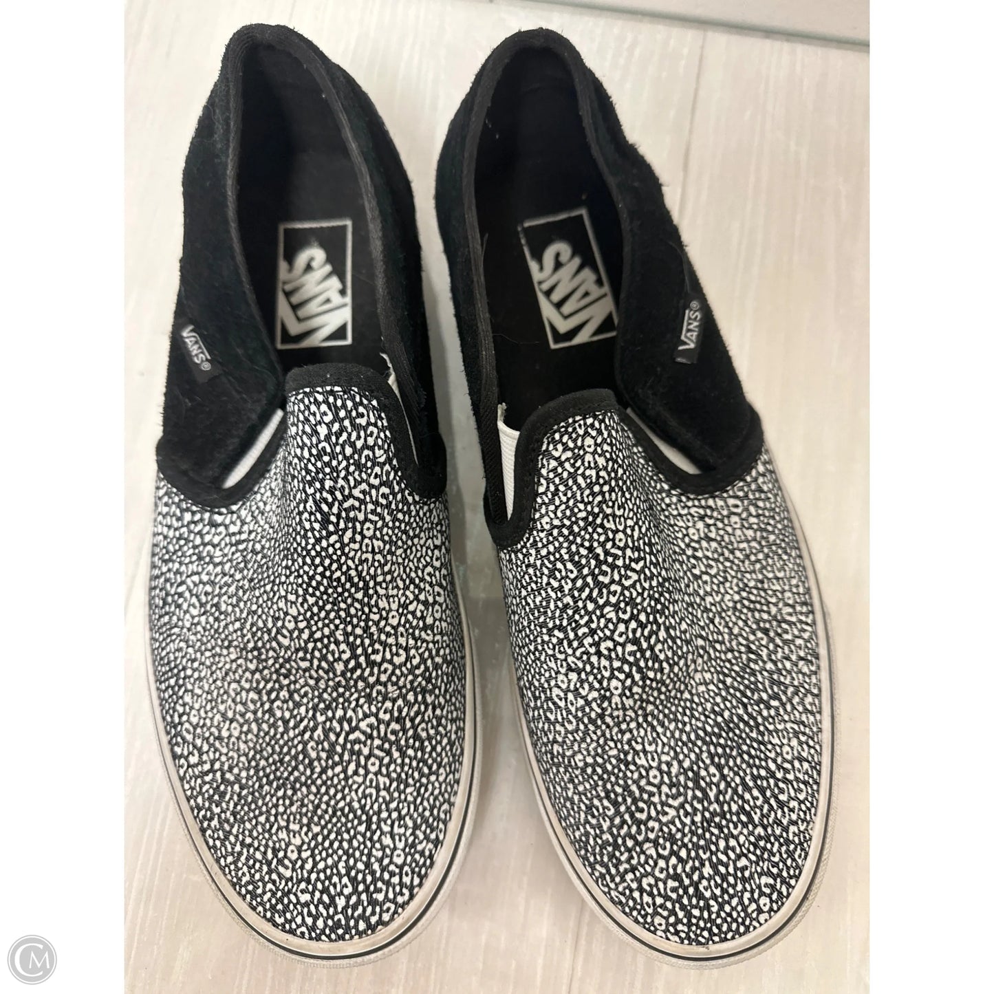 Shoes Flats By Vans In Black & White, Size: 9