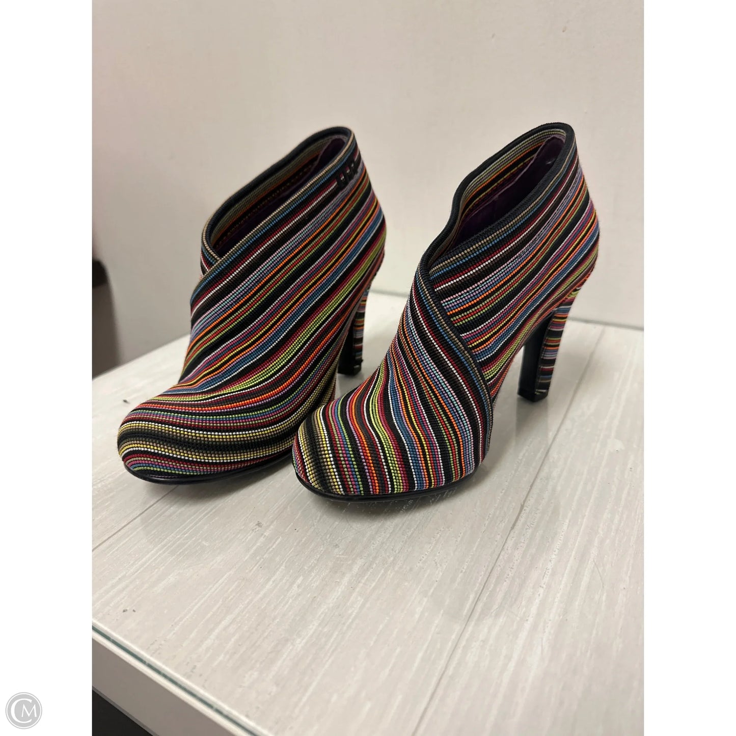 Boots Ankle Heels By Clothes Mentor In Multi-colored, Size: 5.5