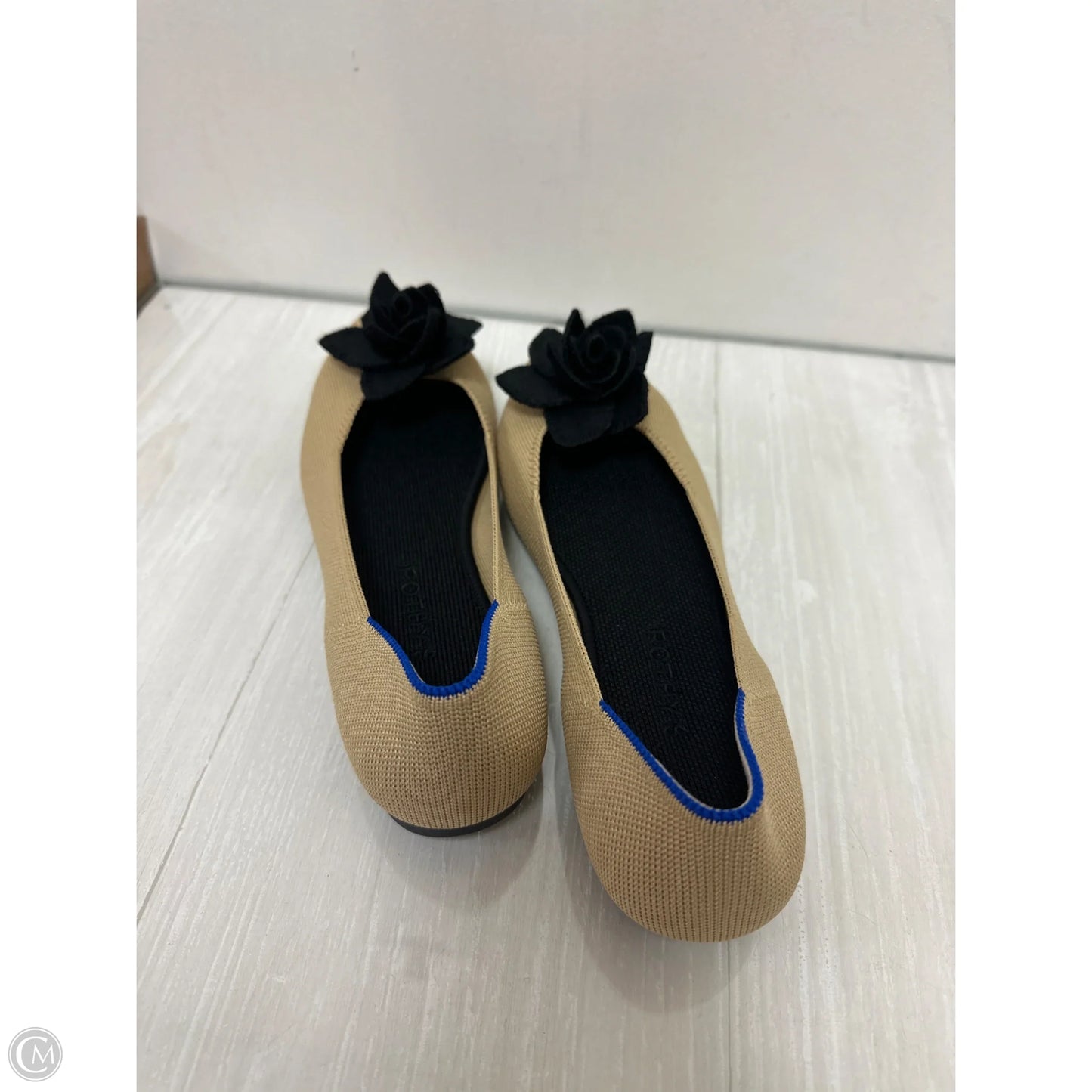 Shoes Flats By Rothys In Cream, Size: 9
