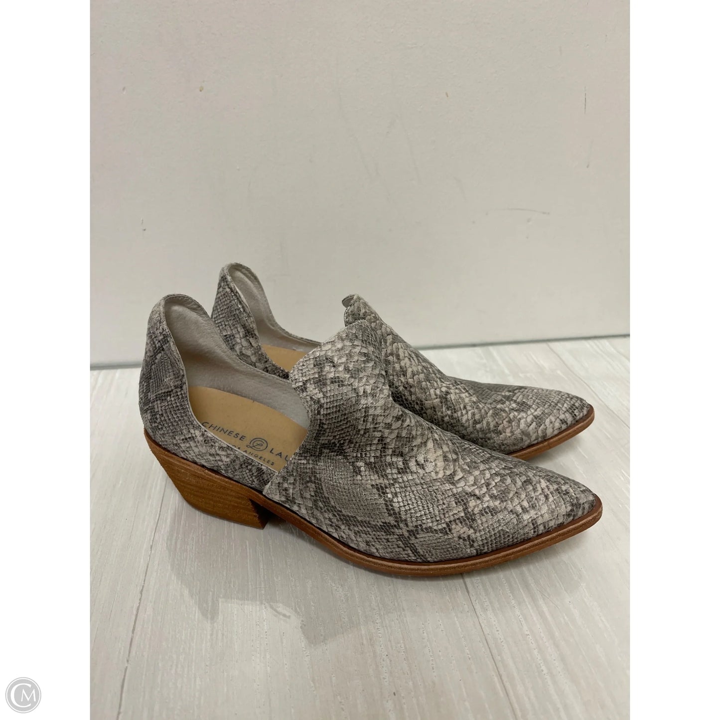Boots Ankle Flats By Chinese Laundry In Snakeskin Print, Size: 8.5