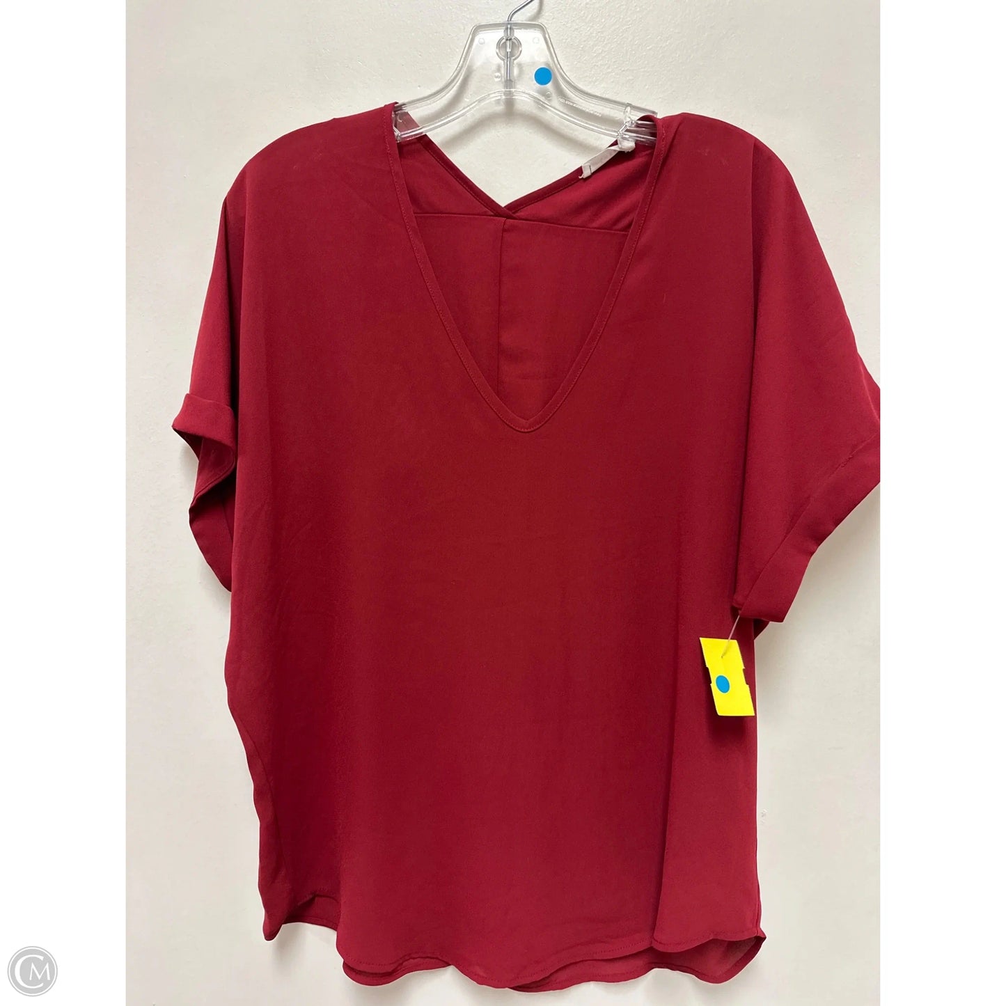 Top Short Sleeve By Lush In Red, Size: M