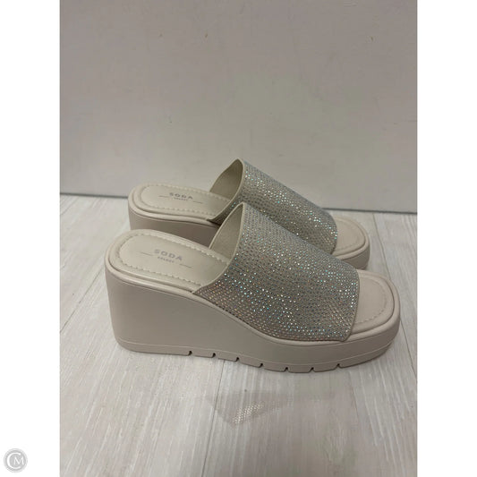 Sandals Flats By Soda In Cream, Size: 10