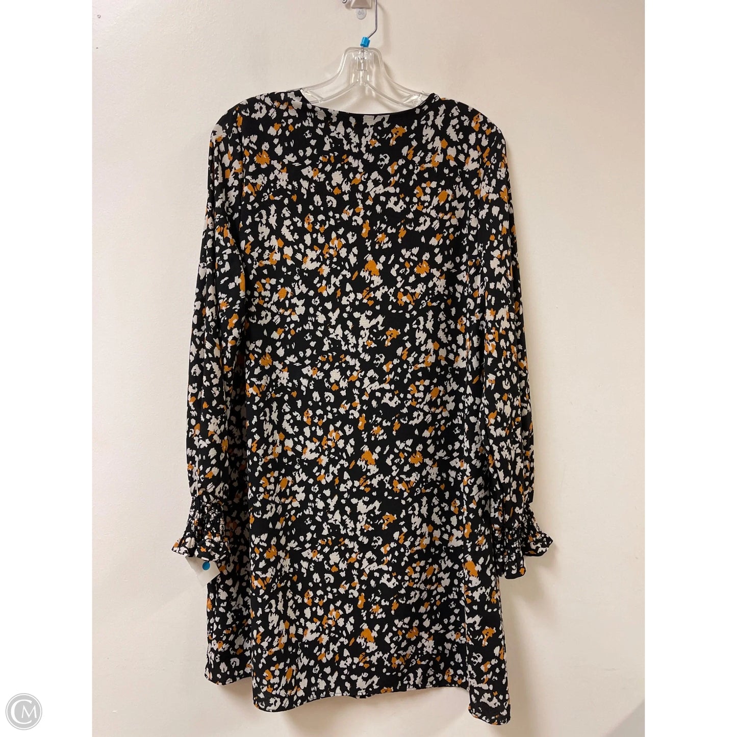 Dress Casual Short By Clothes Mentor In Black & Cream, Size: L