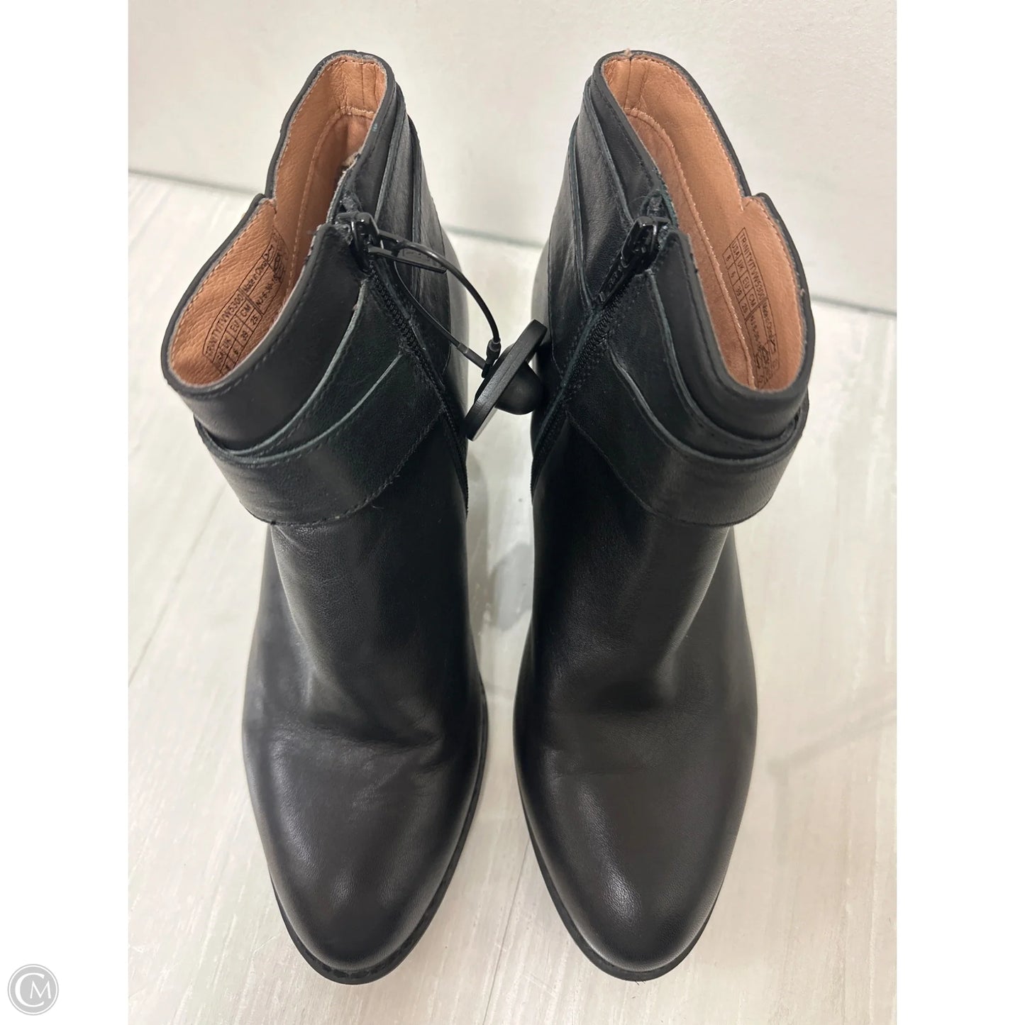 Boots Ankle Heels By Vionic In Black, Size: 8