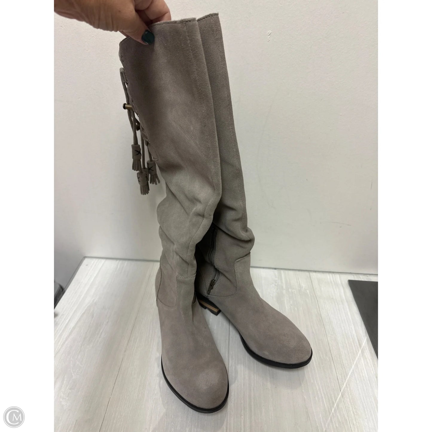 Boots Knee Flats By Sorel In Grey, Size: 7.5