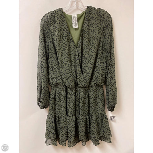 Dress Casual Short By Sadie & Sage In Black & Green, Size: L