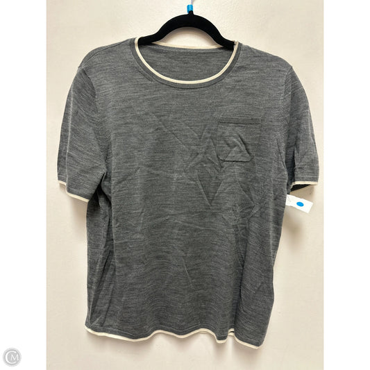 Sweater Short Sleeve By Clothes Mentor In Grey, Size: M
