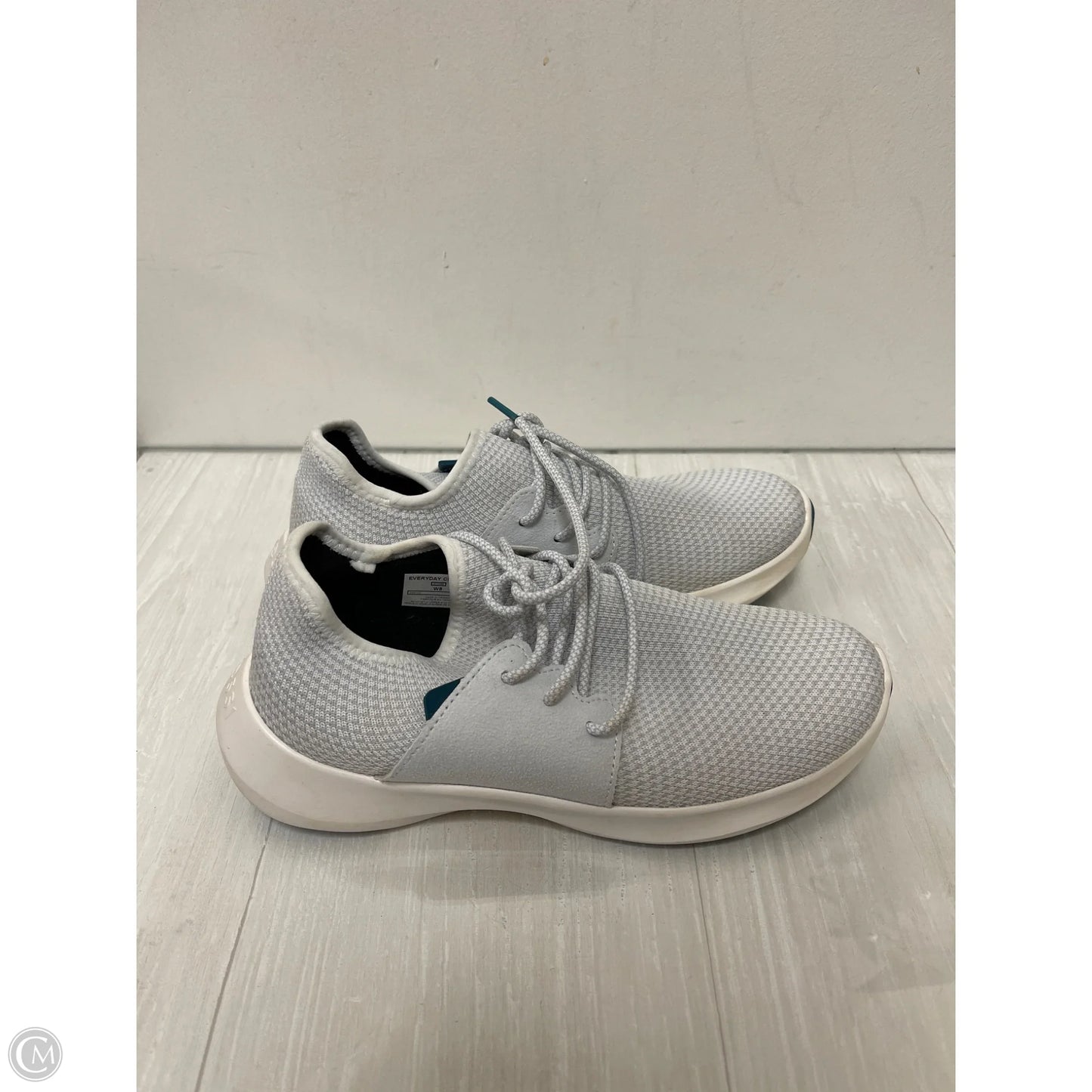 Shoes Athletic By Clothes Mentor In Grey, Size: 8