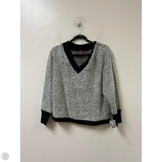 Sweater By Vince Camuto In Black & Grey, Size: S