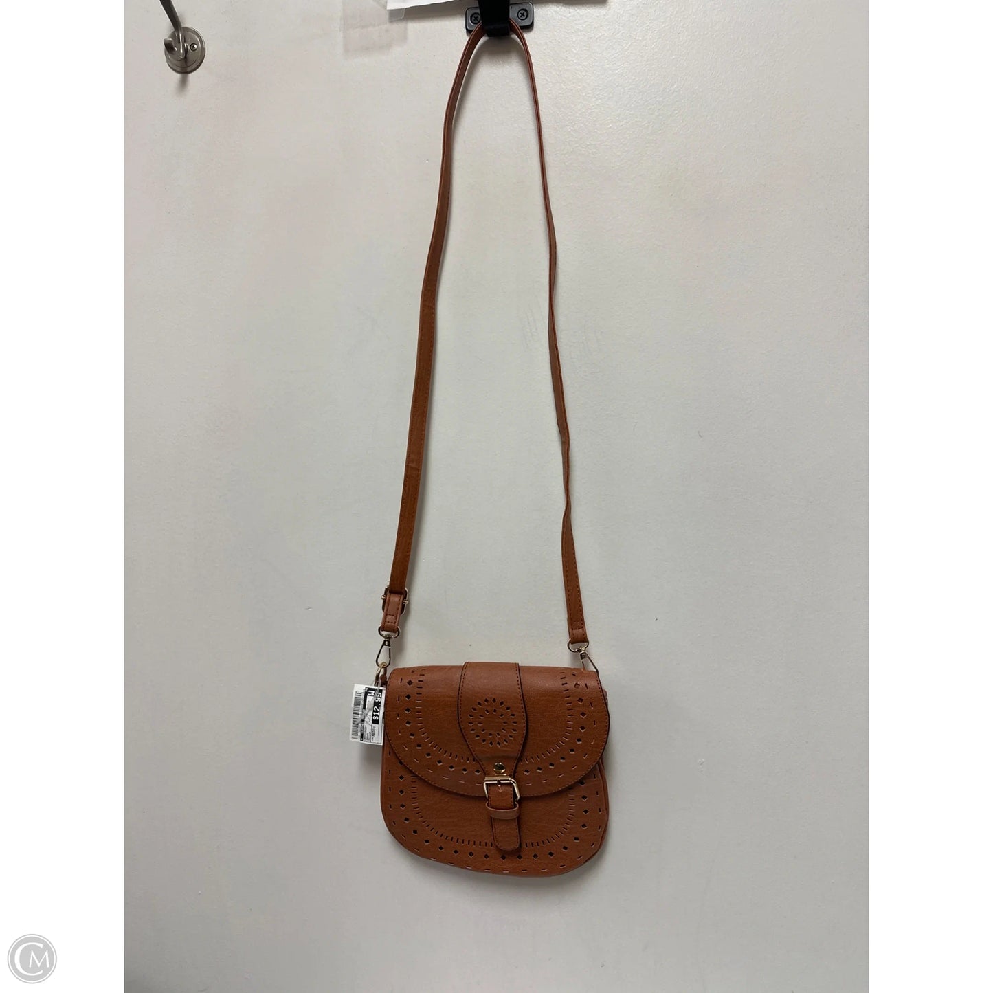Crossbody By Clothes Mentor, Size: Medium