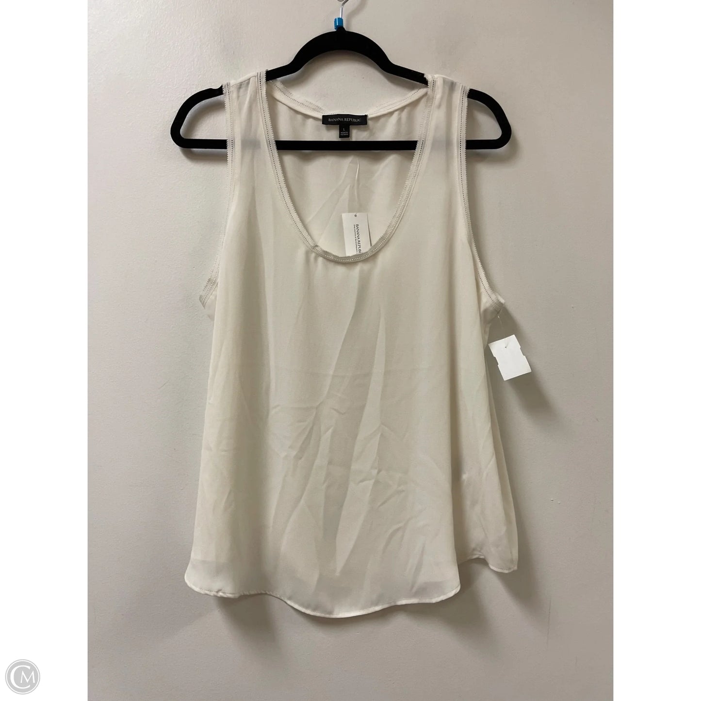 Top Sleeveless By Banana Republic In Cream, Size: L