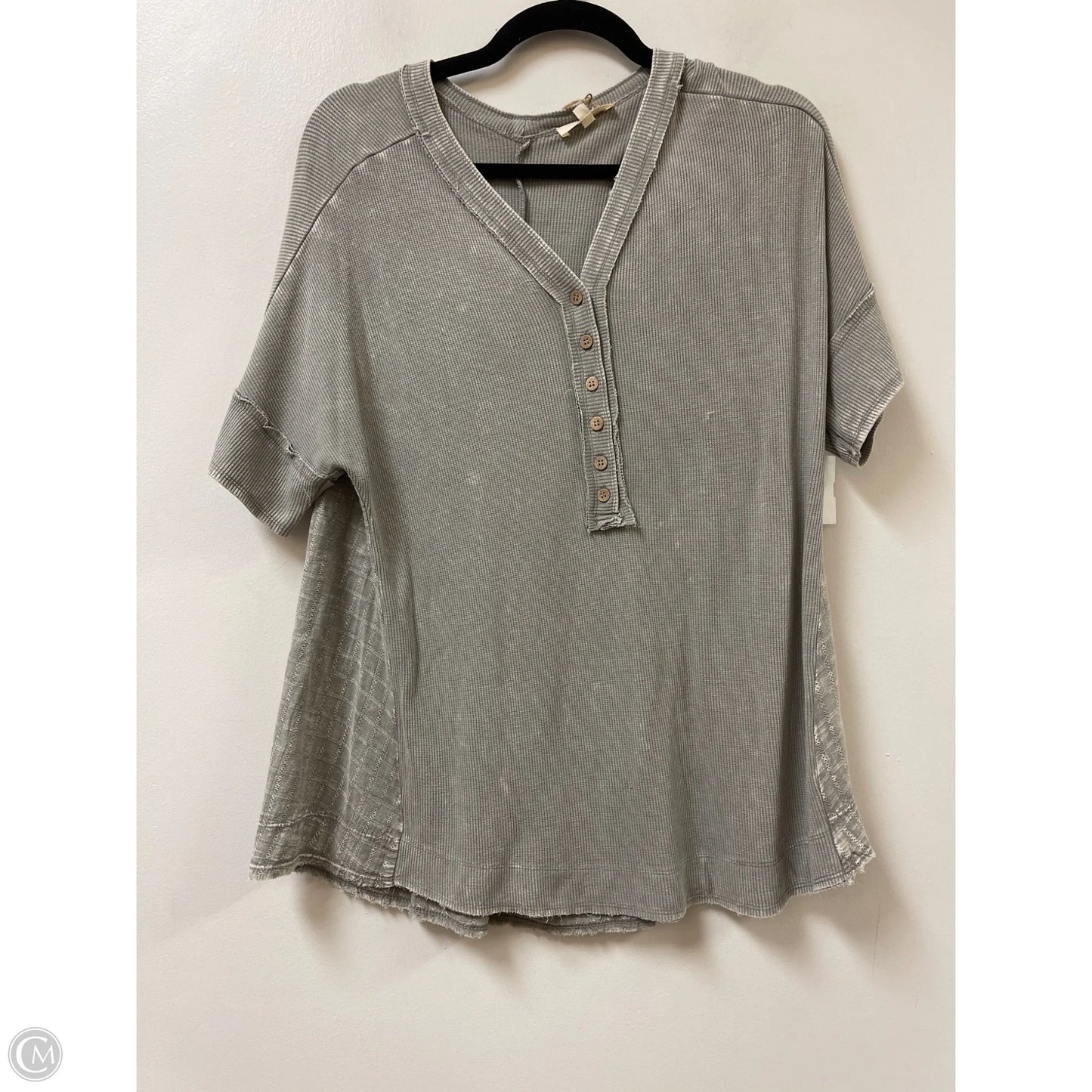 Top Short Sleeve By Easel In Grey, Size: S