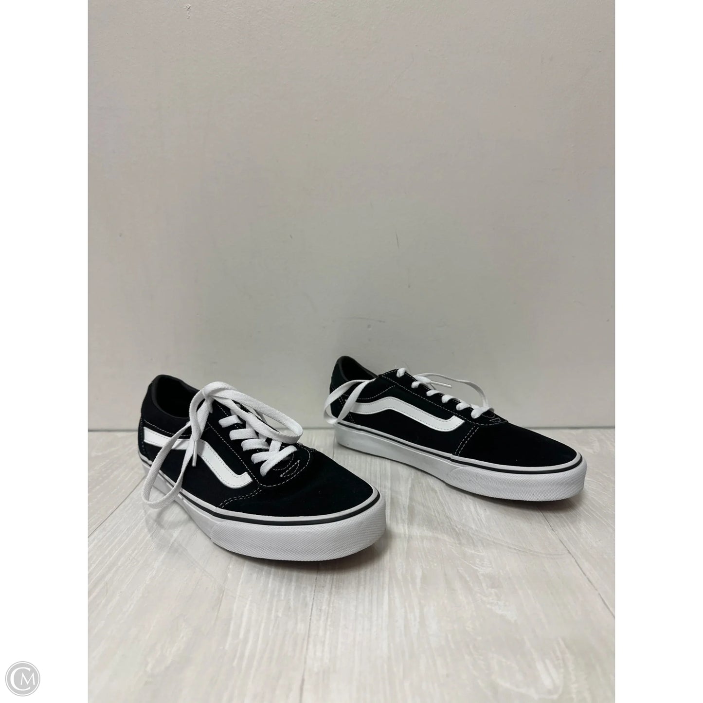 Shoes Sneakers By Vans In Black, Size: 9