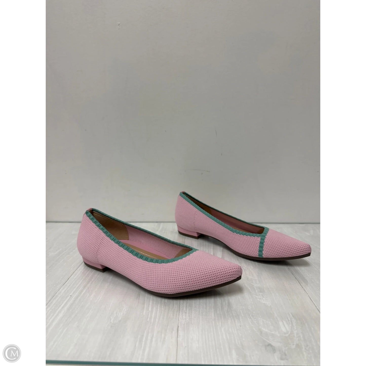 Shoes Flats By Vionic In Green & Pink, Size: 9