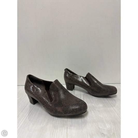 Boots Ankle Heels By Rockport In Snakeskin Print, Size: 9.5