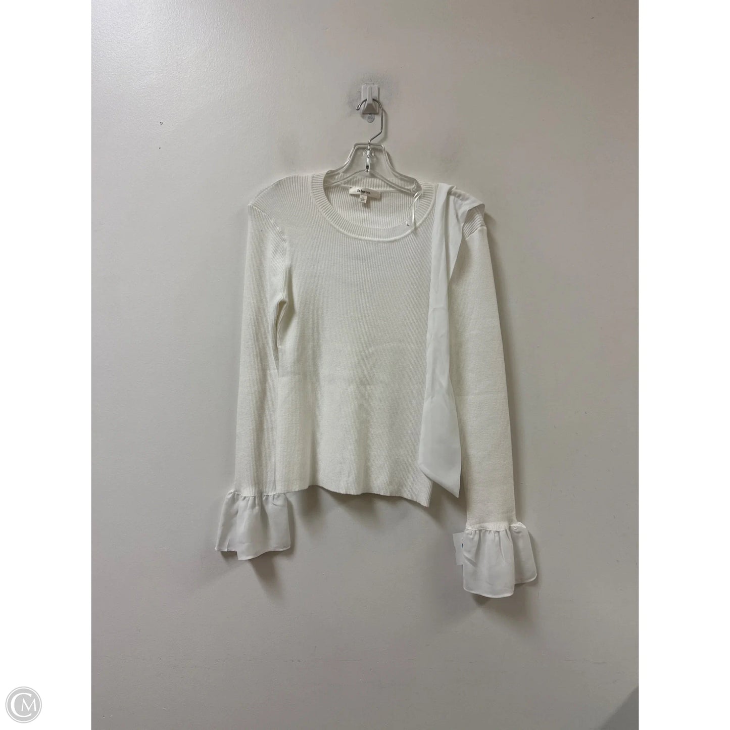 Top Long Sleeve By Clothes Mentor In White, Size: L