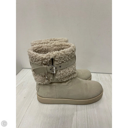 Boots Ankle Flats By Clothes Mentor In Cream, Size: 7.5