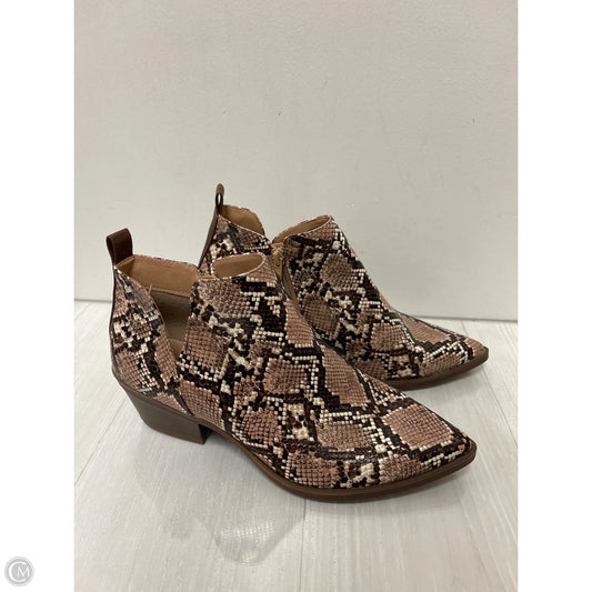 Boots Ankle Flats By Time And Tru In Snakeskin Print, Size: 11