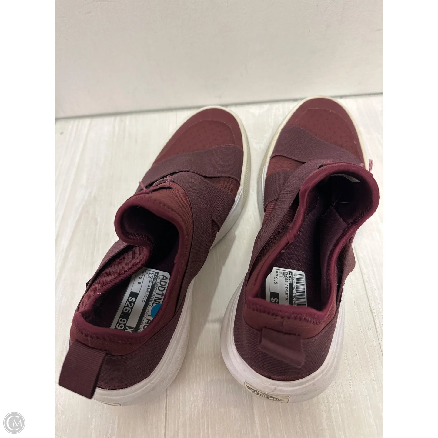 Shoes Athletic By Vans In Red, Size: 9.5
