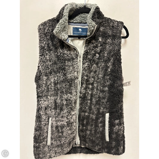 Vest Faux Fur & Sherpa By Clothes Mentor In Grey, Size: Xl