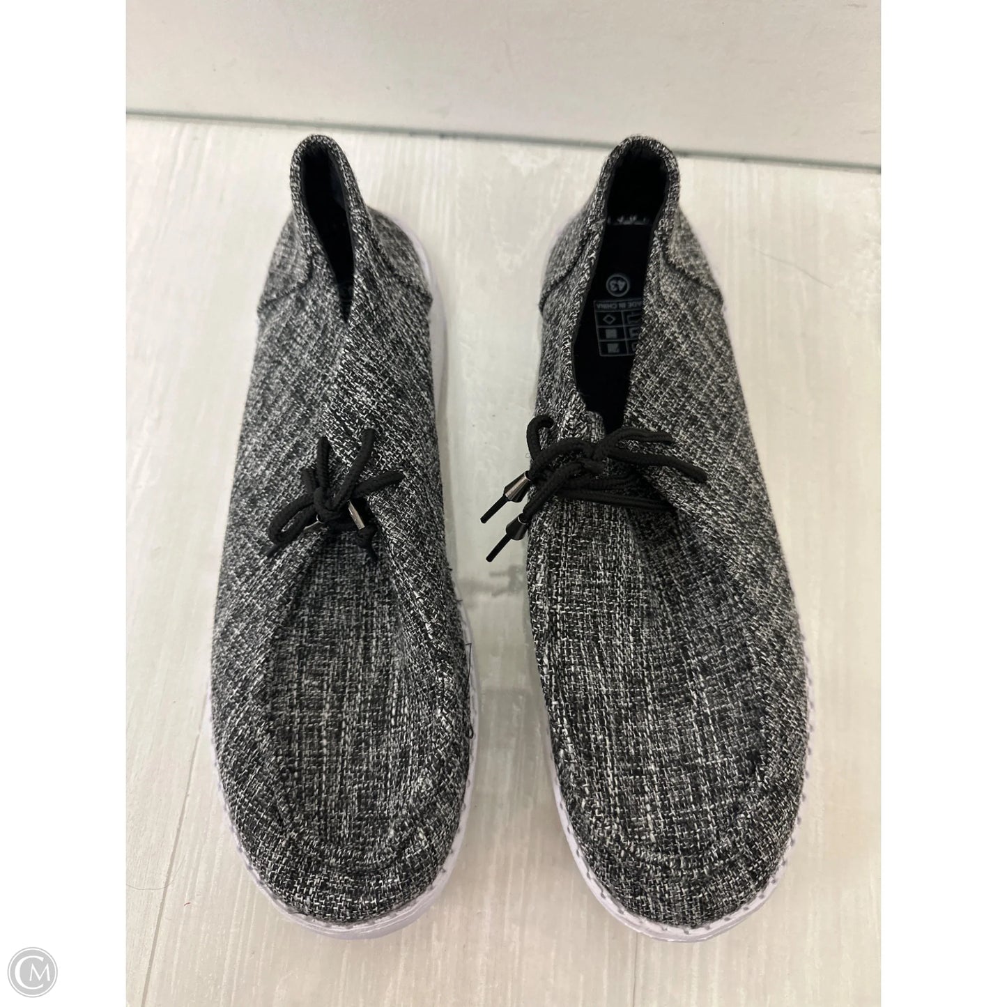 Shoes Flats By Clothes Mentor In Grey, Size: 12.5