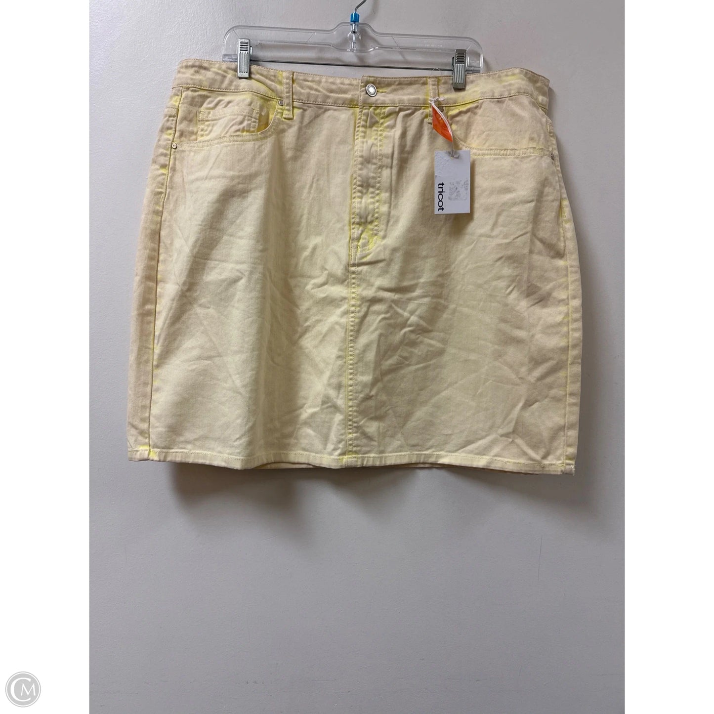 Skirt Mini & Short By Clothes Mentor In Yellow, Size: 20