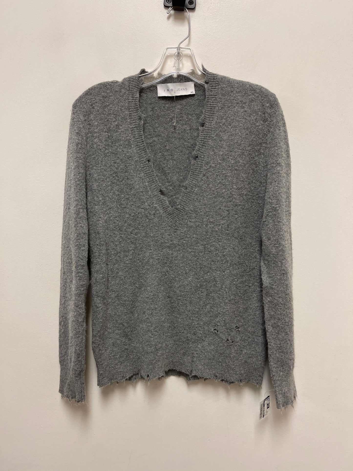 Sweater By Clothes Mentor In Grey, Size: Xs