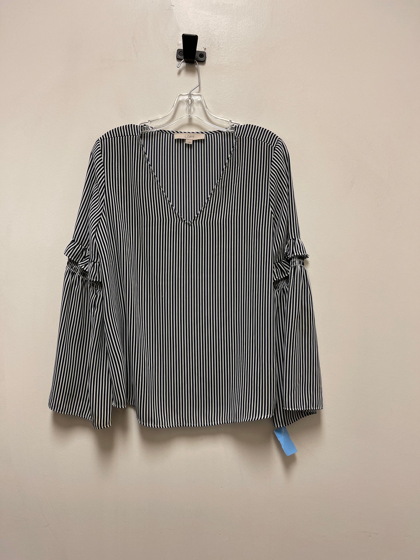 Top Long Sleeve By Loft In Striped Pattern, Size: S