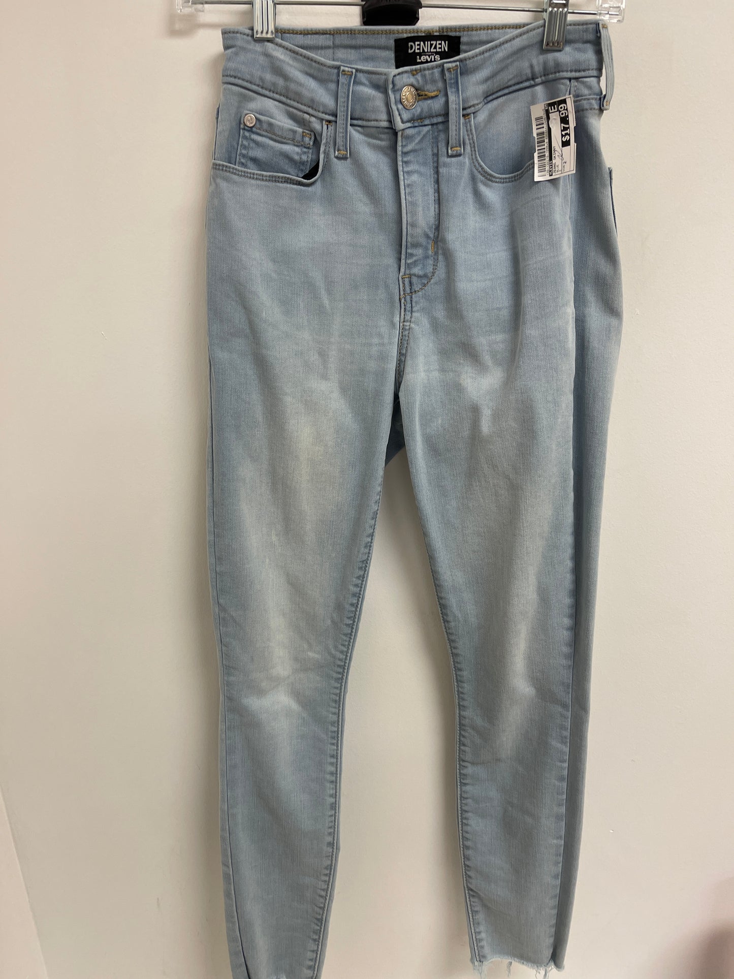 Jeans Skinny By Levis In Blue, Size: 2