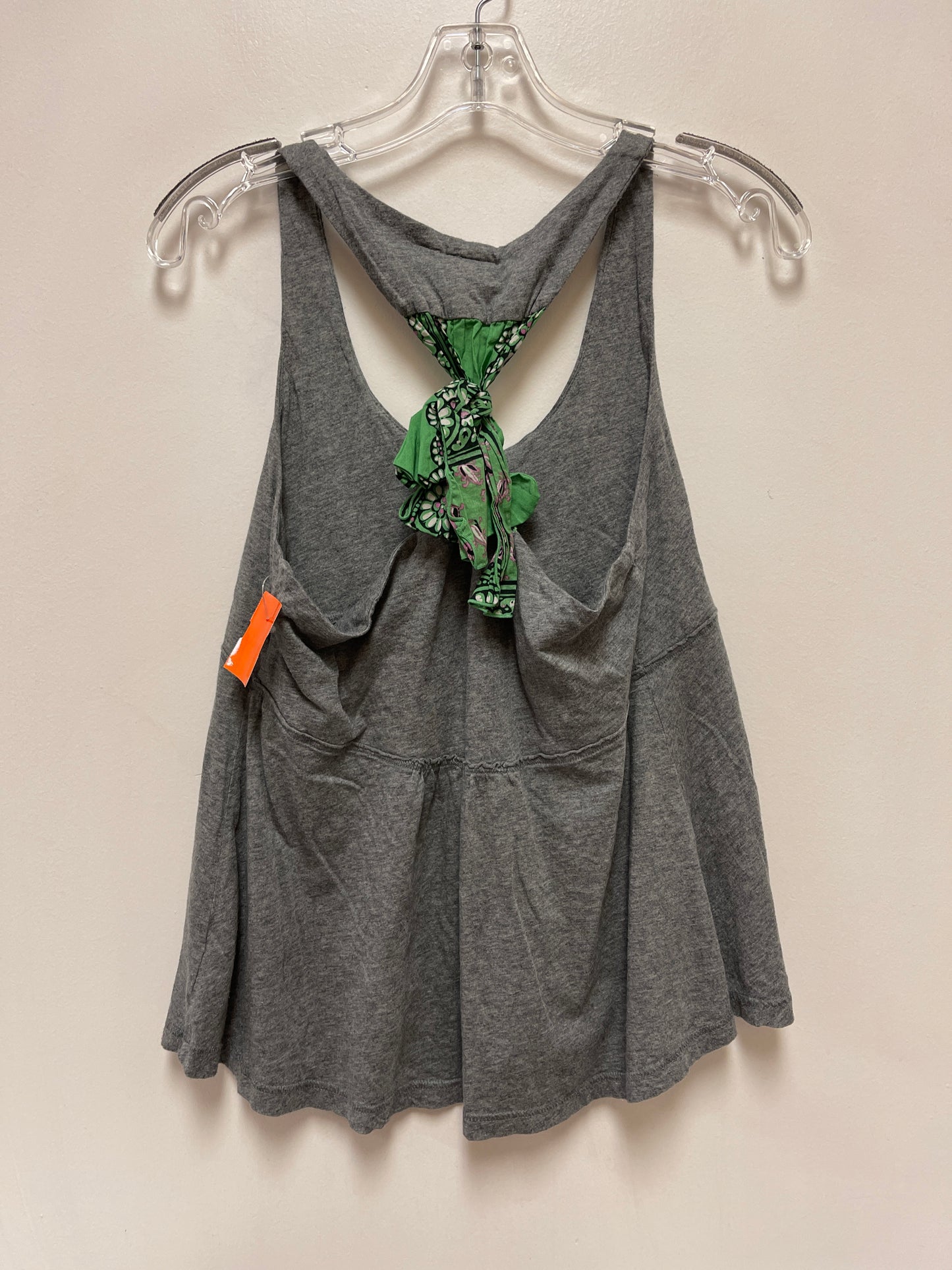 Top Sleeveless By Clothes Mentor In Grey, Size: M