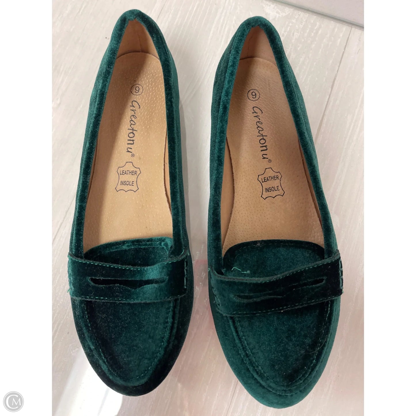 Shoes Flats By Clothes Mentor In Green, Size: 9