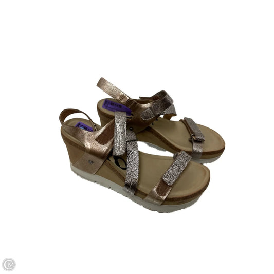 Sandals Heels Wedge By Otbt In Bronze, Size: 10