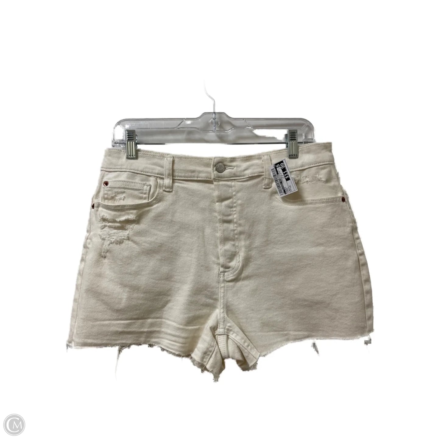 Shorts By Clothes Mentor In Cream, Size: 14