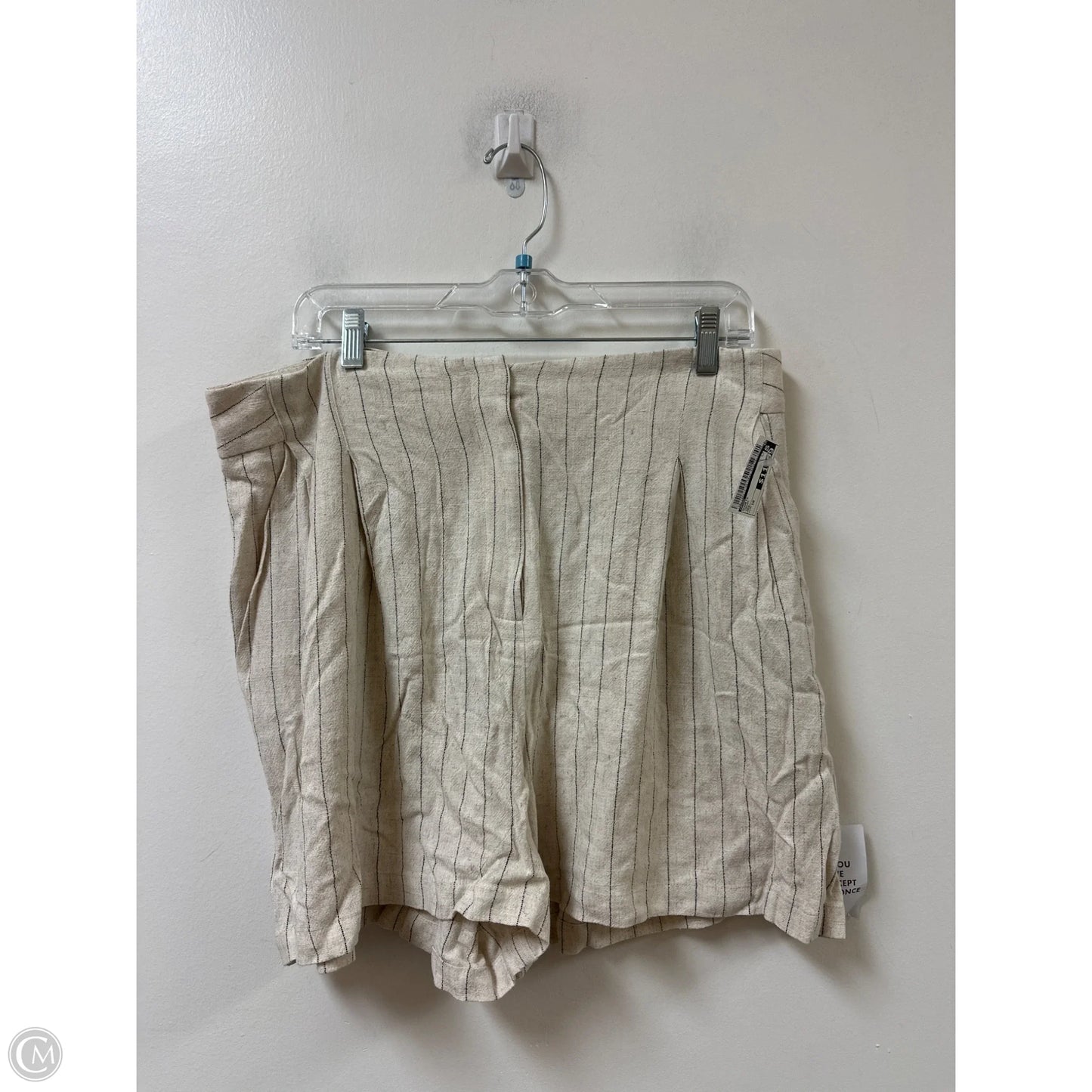 Shorts By Asos In Cream, Size: 10