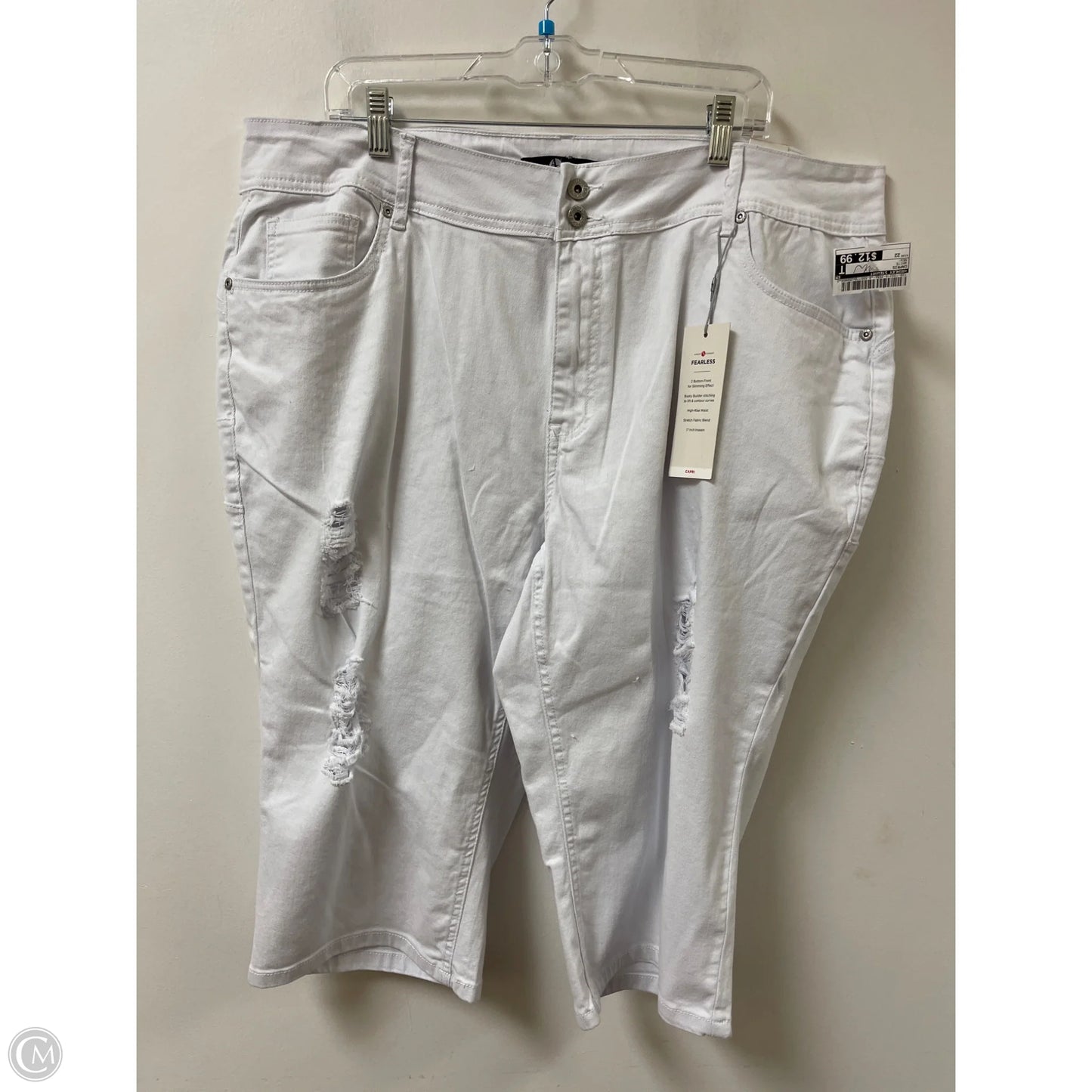 Capris By Ashley Stewart In White, Size: 22