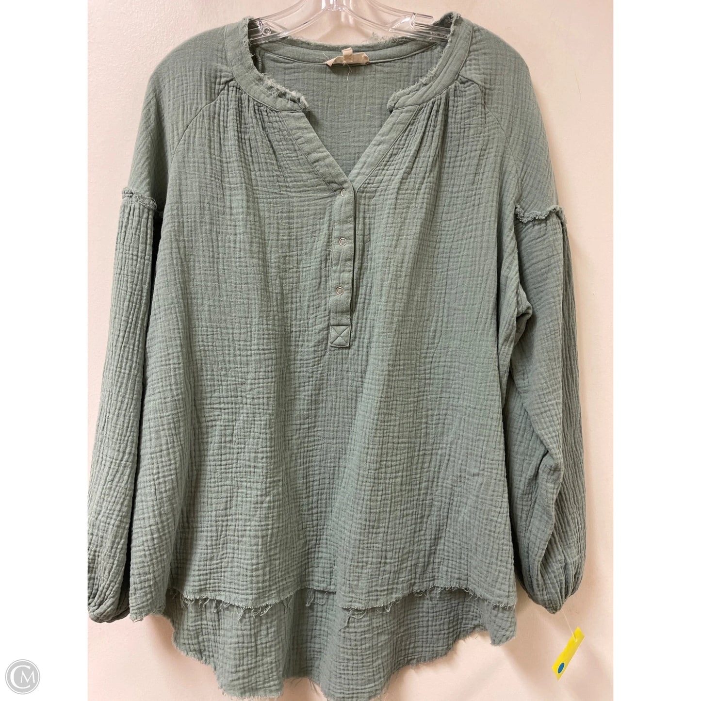 Top Long Sleeve By Promesa In Green, Size: S