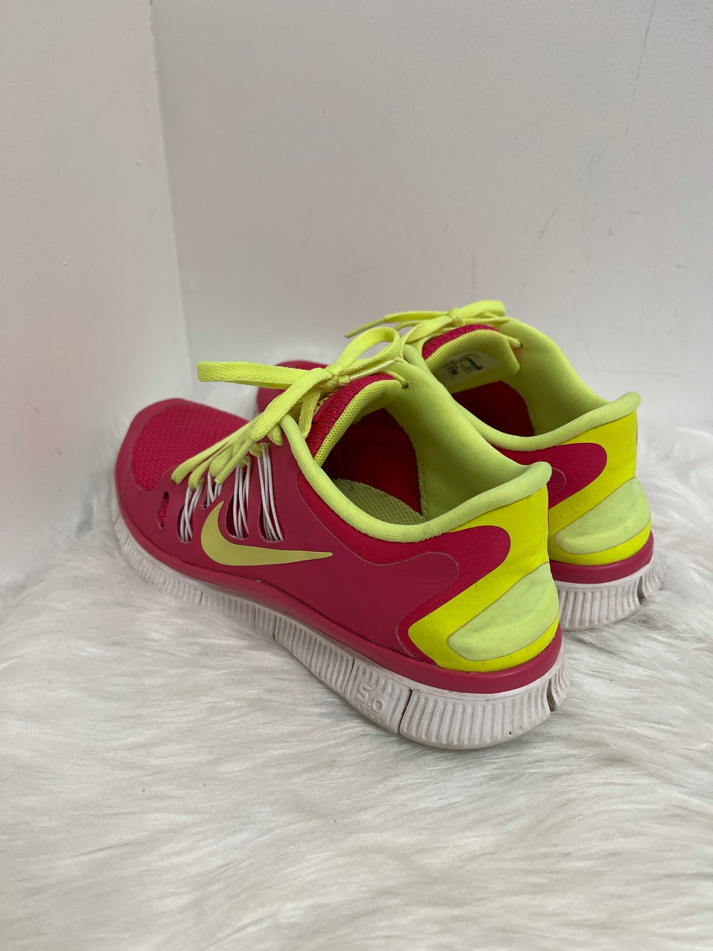 Pink Shoes Athletic Nike, Size 7