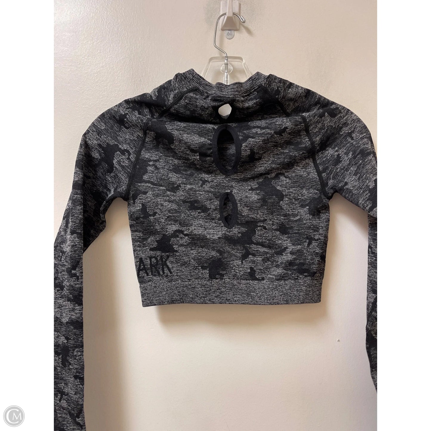 Athletic Top Long Sleeve Crewneck By Gym Shark In Black & Grey, Size: S