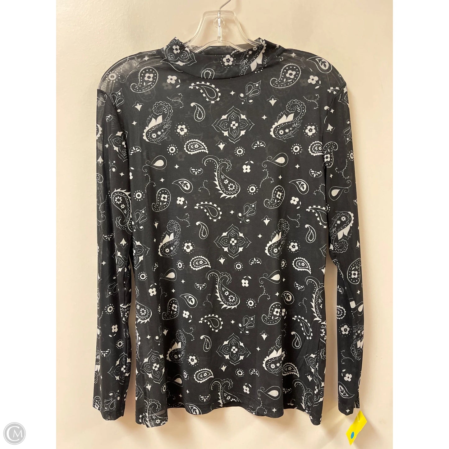 Top Long Sleeve By Clothes Mentor In Black, Size: M