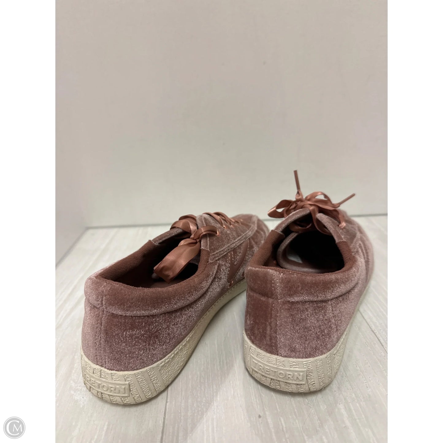 Shoes Flats By Tretorn In Pink, Size: 9