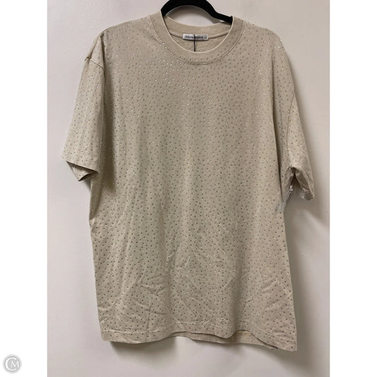 Top Short Sleeve By Clothes Mentor In Tan, Size: L